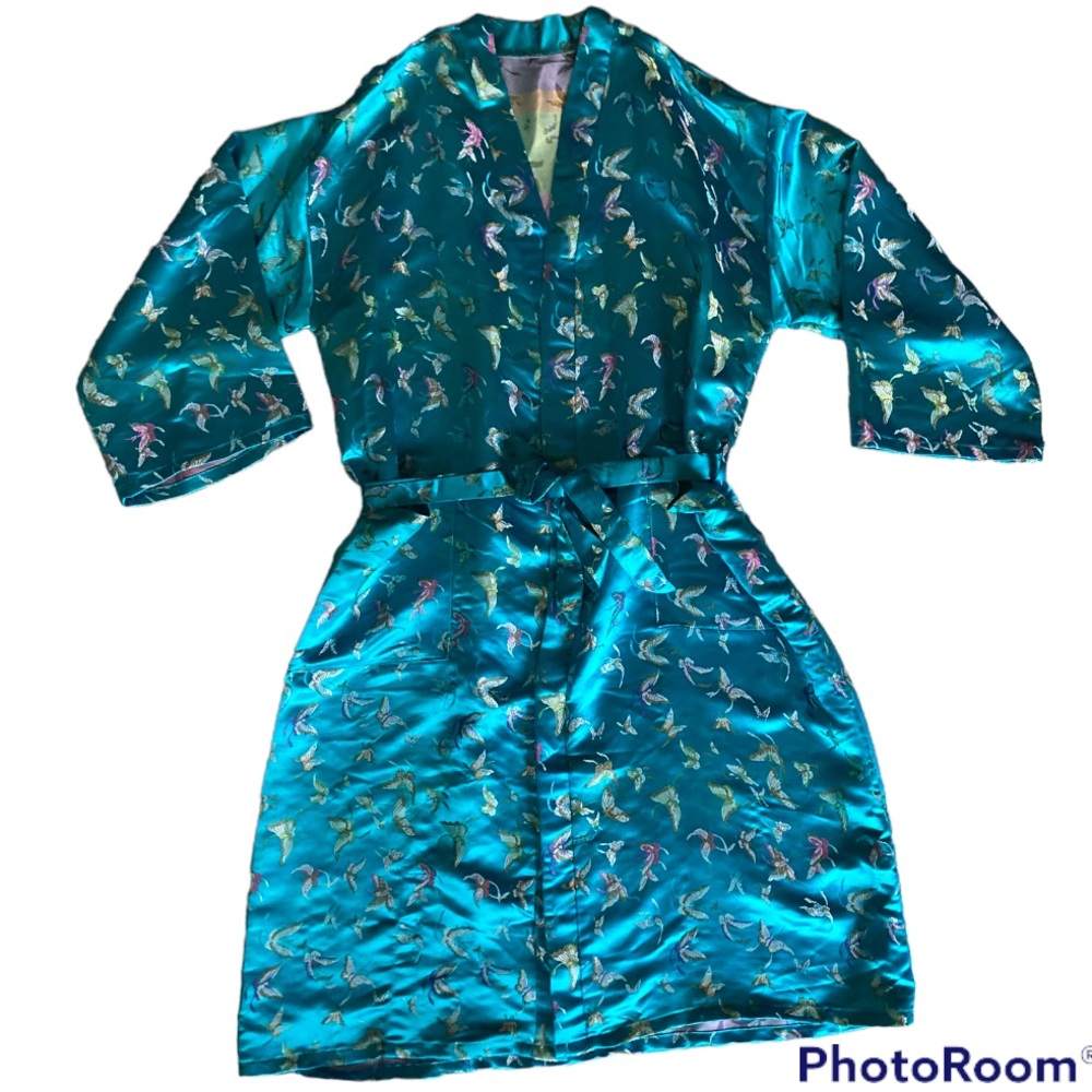 Unique Korean kimono-style robe. Silk Butterfly Print. One size.